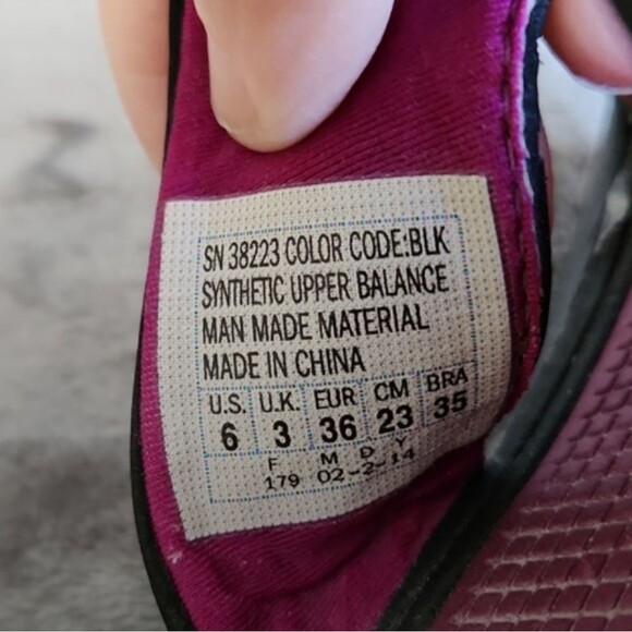 Skeckers, Sz 6, Black Faux Suede/Studs Strappy Mules Slip on Wedge Heels - Picture 7 of 9